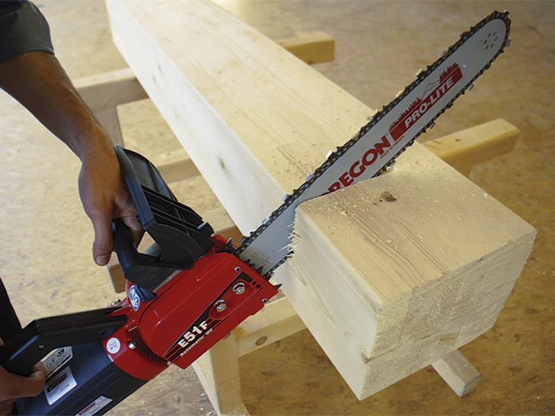 application-electric.-chainsaw-gze51